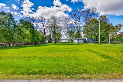 Edgewood Lane, Oshkosh, WI 54904 - Photo 7