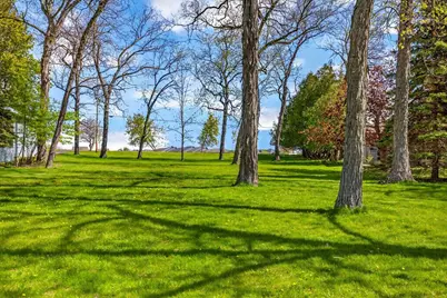 Edgewood Lane, Oshkosh, WI 54904 - Photo 9