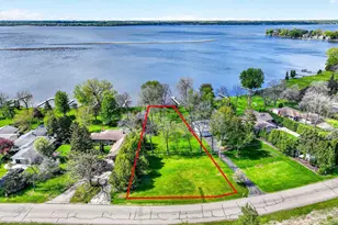 Edgewood Ln, Oshkosh, WI 54904 - Photo 1
