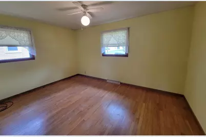 135 Burnett Street, Beaver Dam, WI 53916 - Photo 13