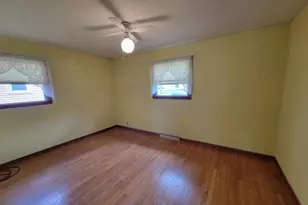 135 E Burnett St, Beaver Dam, WI 53916 - Photo 13
