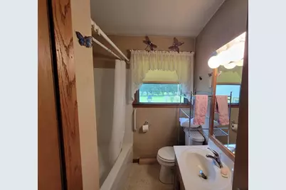 135 Burnett Street, Beaver Dam, WI 53916 - Photo 15
