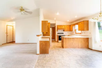 2750 St Anthony Drive, Green Bay, WI 54311 - Photo 11