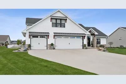 2082 Fescue Way, Green Bay, WI 54313 - Photo 3
