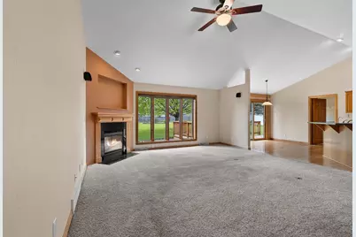 821 Ash Street, Green Bay, WI 54313 - Photo 13