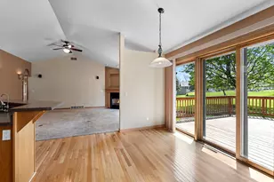 821 Ash St, Green Bay, WI 54313 - Photo 17