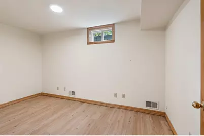 821 Ash Street, Green Bay, WI 54313 - Photo 49