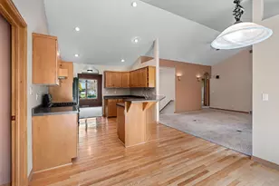 821 Ash St, Green Bay, WI 54313 - Photo 19