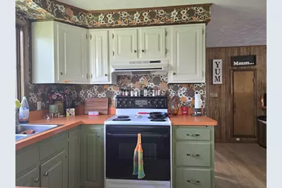 403 State Street, Redgranite, WI 54970 - Photo 5