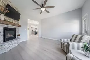 303 1st Ave, Winneconne, WI 54988 - Photo 5