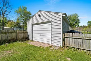 N1579 Ridgeway Dr, Greenville, WI 54942 - Photo 31
