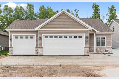 3609 E Gladiolus Place, Appleton, WI 54913 - Photo 1