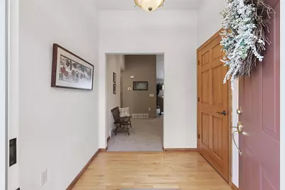 394 Woodfield Drive, Green Bay, WI 54313 - Photo 7