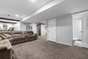 W6220 Sherwood Point Ct, Greenville, WI 54942 - Photo 33