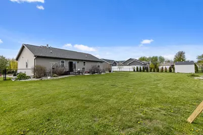 W6220 Sherwood Point Court, Greenville, WI 54942 - Photo 9