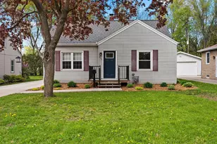 250 Taft St, Green Bay, WI 54301 - Photo 1