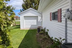 219 Elm St, Whitelaw, WI 54247 - Photo 5