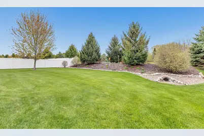605 Pebblestone Circle, Oneida, WI 54155 - Photo 23