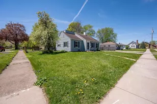 1139 Badger St, Green Bay, WI 54303 - Photo 35