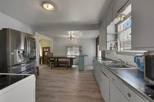 1139 Badger St, Green Bay, WI 54303 - Photo 15