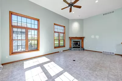 531 Diamond Ridge Circle, Denmark, WI 54208 - Photo 9
