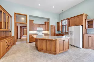 531 Diamond Ridge Cir, Denmark, WI 54208 - Photo 3