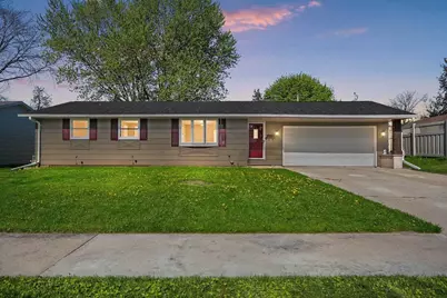 920 Lee Avenue, De Pere, WI 54115 - Photo 1