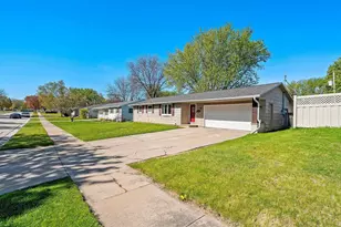 920 Lee Ave, De Pere, WI 54115 - Photo 35