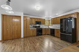 5956 Edward Dr, Sturgeon Bay, WI 54235 - Photo 17