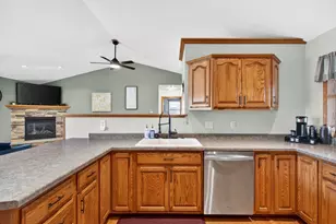 106 Parkview Dr, Eden, WI 53019 - Photo 11