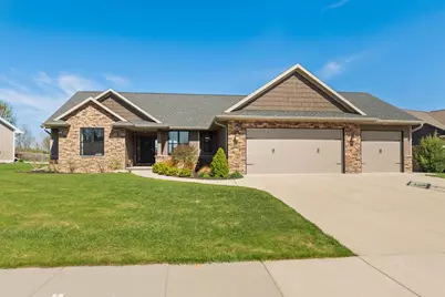 1342 Buckys, Howard, WI 54313 - Photo 1
