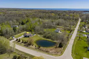 930 Co Rd J, Little Suamico, WI 54141 - Photo 69