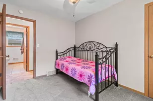 3722 Mackert St, Manitowoc, WI 54220 - Photo 23