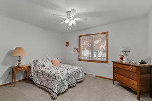 2645 Havenwood Dr, Oshkosh, WI 54904 - Photo 11
