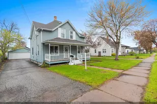 17 E 2nd St, Clintonville, WI 54929 - Photo 1