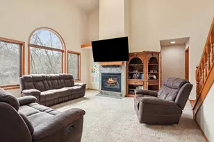 W4954 Emery Ln, Fond du Lac, WI 54937 - Photo 7