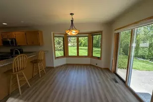 2721 W 9th Ave, Oshkosh, WI 54904 - Photo 9