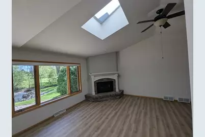 2721 9th Avenue, Oshkosh, WI 54904 - Photo 5