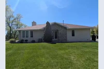 2721 9th Avenue, Oshkosh, WI 54904 - Photo 1