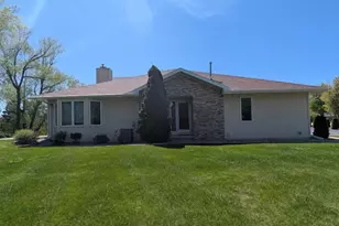 2721 9th Ave, Oshkosh, WI 54904 - Photo 1