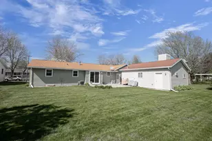 1625 E Sylvan Ave, Appleton, WI 54915 - Photo 9