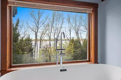 2512 Riverside Drive, Green Bay, WI 54301 - Photo 35