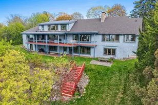 2512 Riverside Dr, Green Bay, WI 54301 - Photo 15
