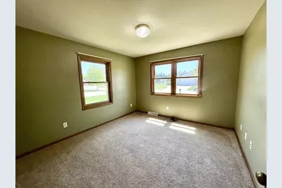 975 Whippoorwill Lane, Fond du Lac, WI 54935 - Photo 15