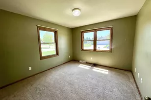 975 Whippoorwill Ln, Fond du Lac, WI 54935 - Photo 15