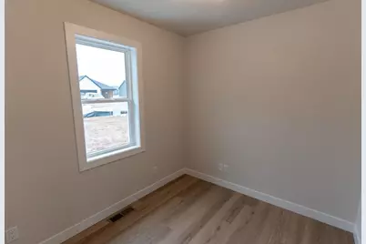 N9243 Anton Street, Appleton, WI 54915 - Photo 27