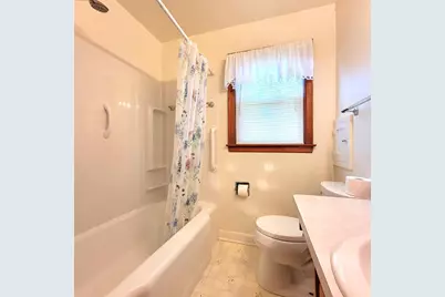 1340 W Spring Street, Appleton, WI 54914 - Photo 11
