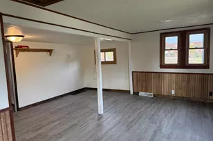 17 W Linwood Ave, Oshkosh, WI 54901 - Photo 15