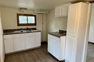 17 W Linwood Ave, Oshkosh, WI 54901 - Photo 13