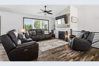 2660 W Fallen Oak Drive, Appleton, WI 54913 - Photo 3